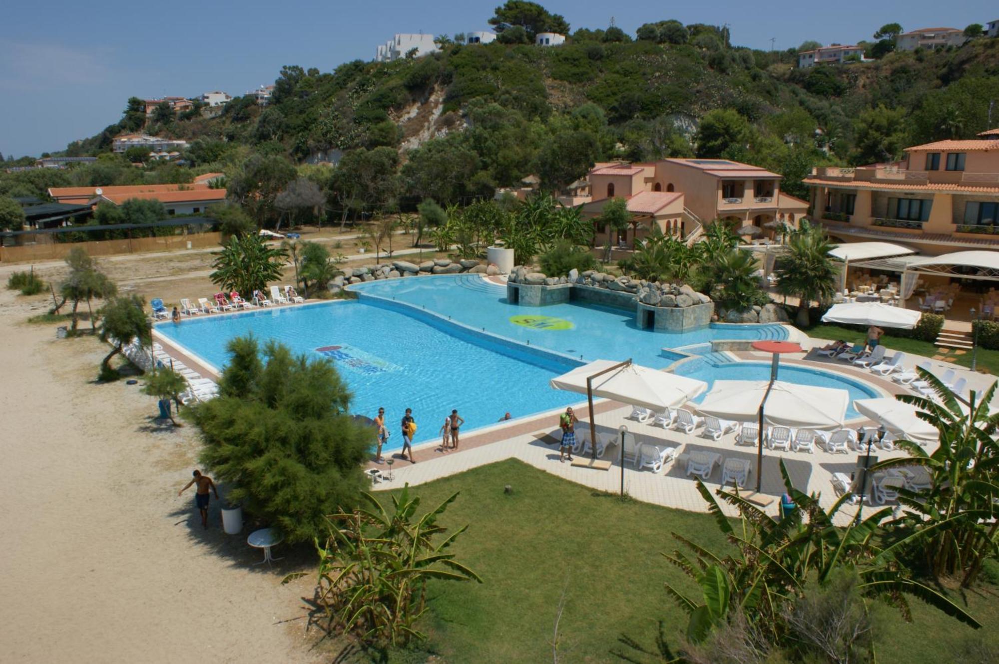 Solemare Club Village Capo Vaticano Exterior foto