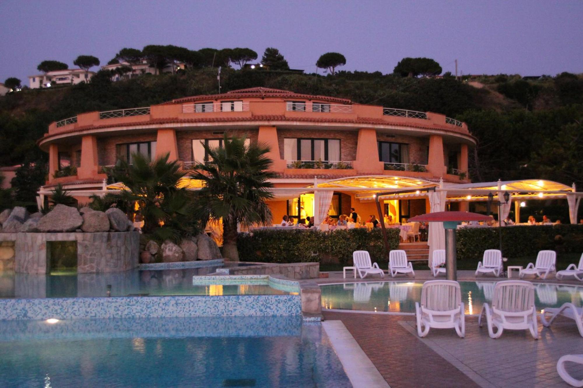 Solemare Club Village Capo Vaticano Exterior foto