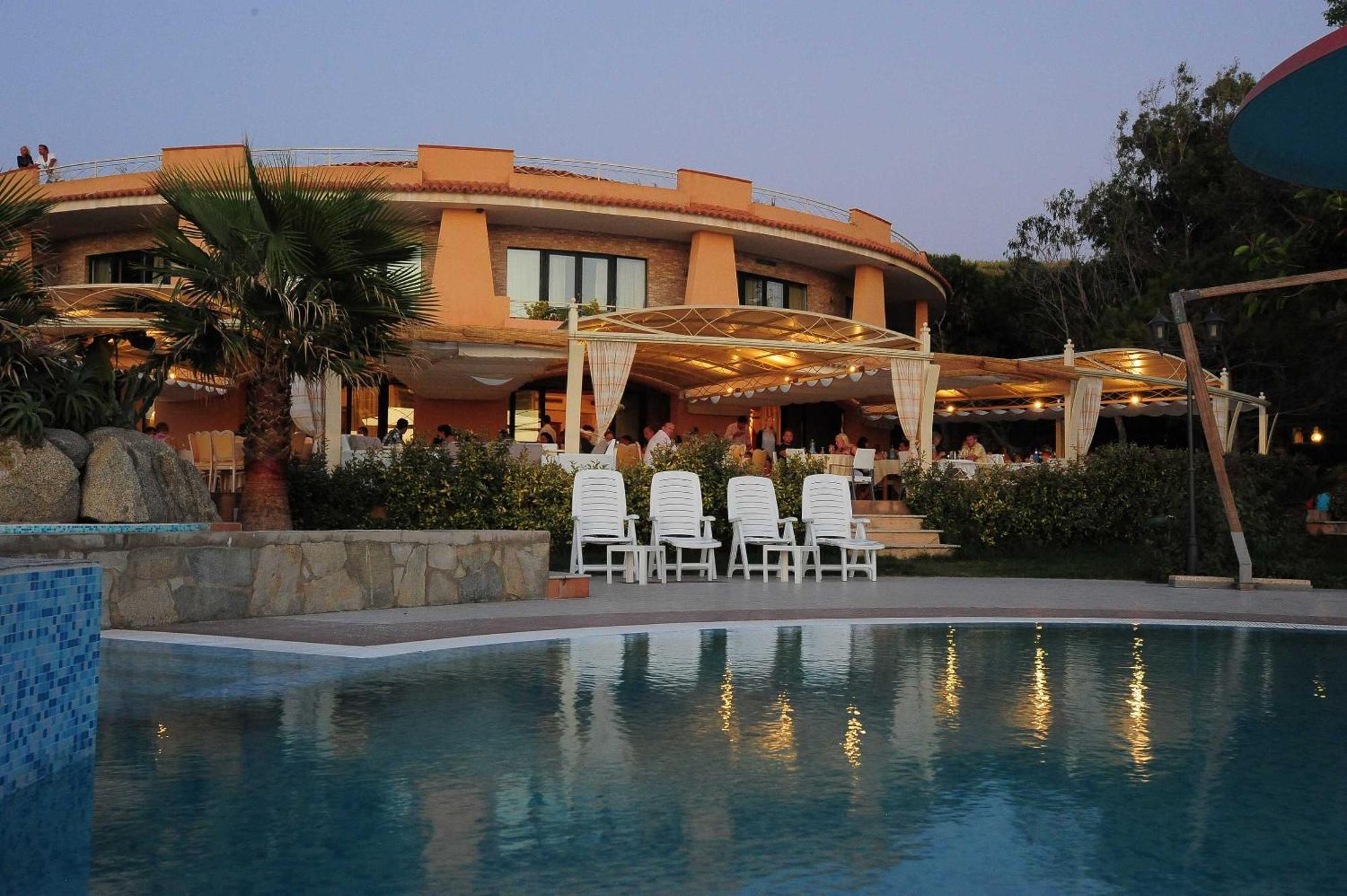 Solemare Club Village Capo Vaticano Exterior foto