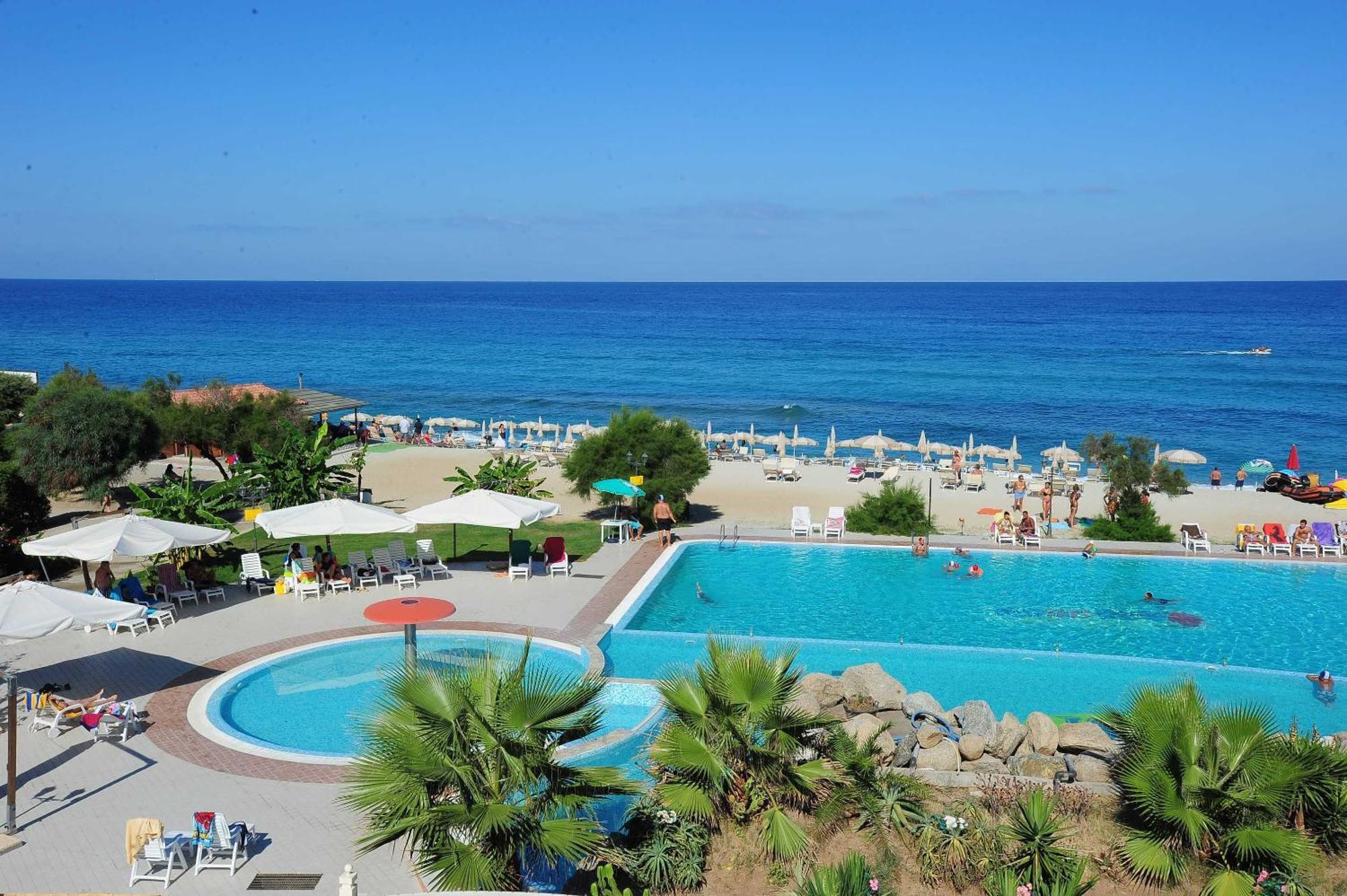 Solemare Club Village Capo Vaticano Exterior foto